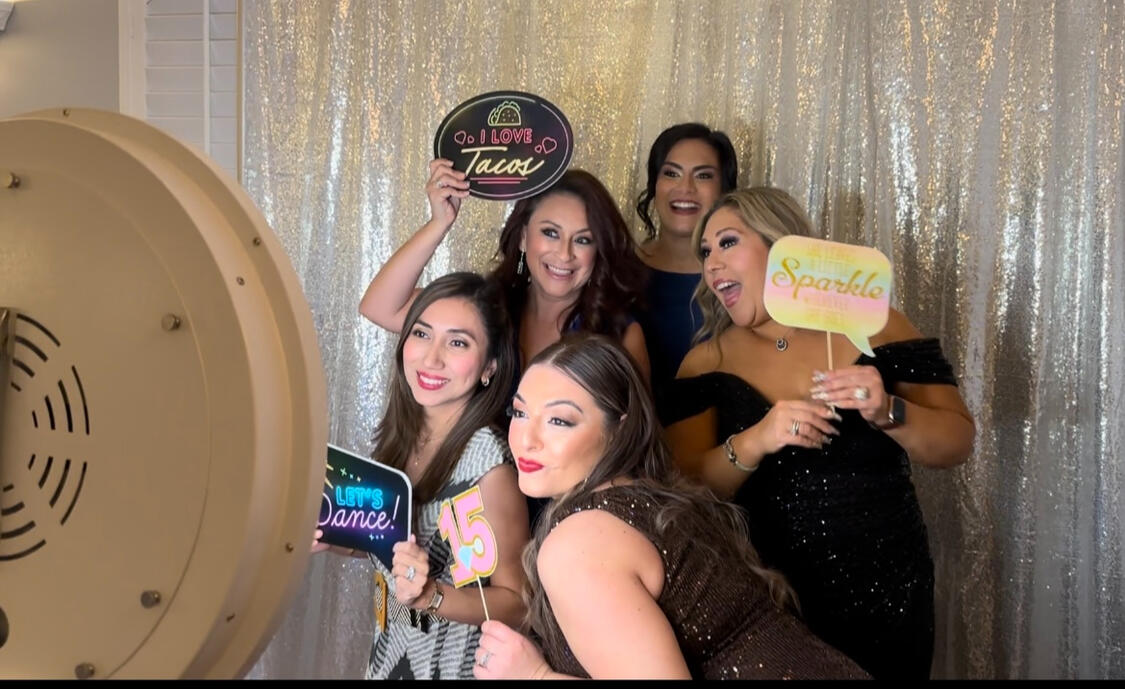 open air photo booth